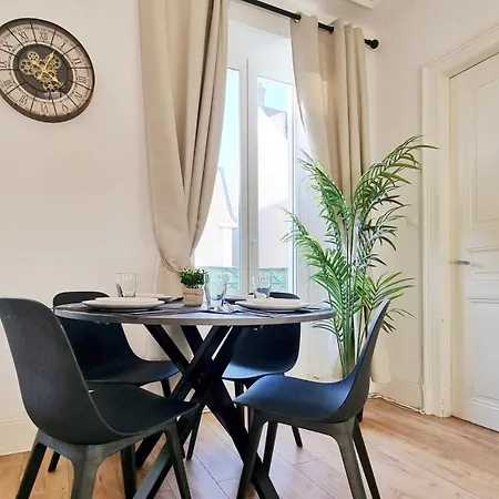 Le Rhenan - Chic - Centre-ville - Rbnb Apartment
