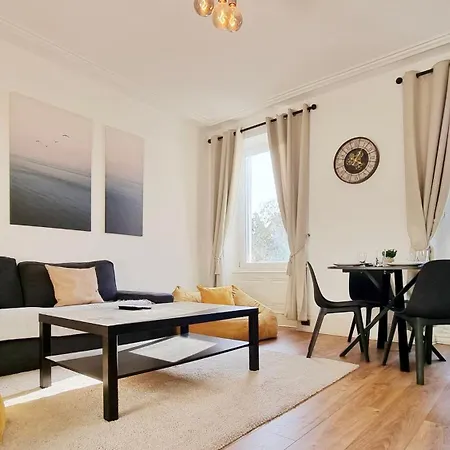 Le Rhenan - Chic - Centre-ville - Rbnb Apartment *